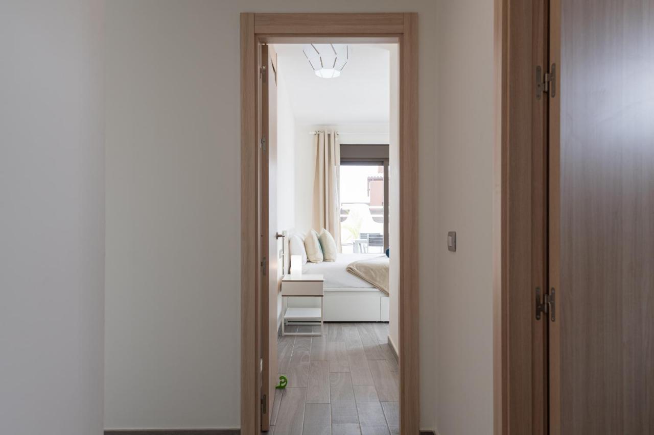 Homeforguest Flat With Large Terrace In Modern Residential Complex With Swimming Pool กาเลตาเดฟุสเต ภายนอก รูปภาพ