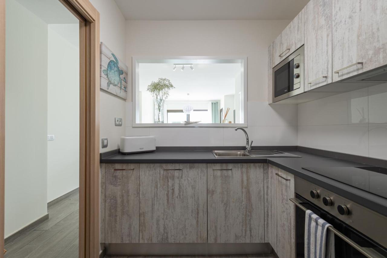 Homeforguest Flat With Large Terrace In Modern Residential Complex With Swimming Pool กาเลตาเดฟุสเต ภายนอก รูปภาพ