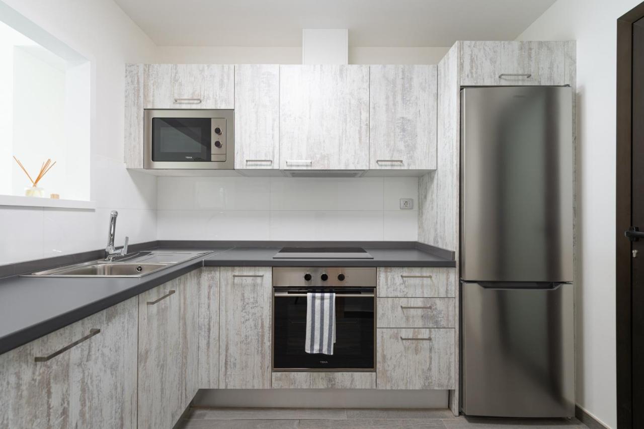 Homeforguest Flat With Large Terrace In Modern Residential Complex With Swimming Pool กาเลตาเดฟุสเต ภายนอก รูปภาพ